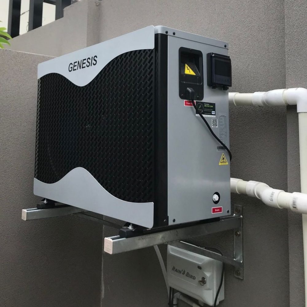 Heat pump for Heated saltwater pool